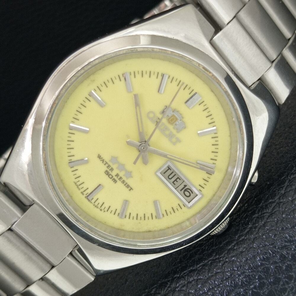 Vintage 1971 Orient Automatic Mens Silver Watch W/daydate & Radium accents